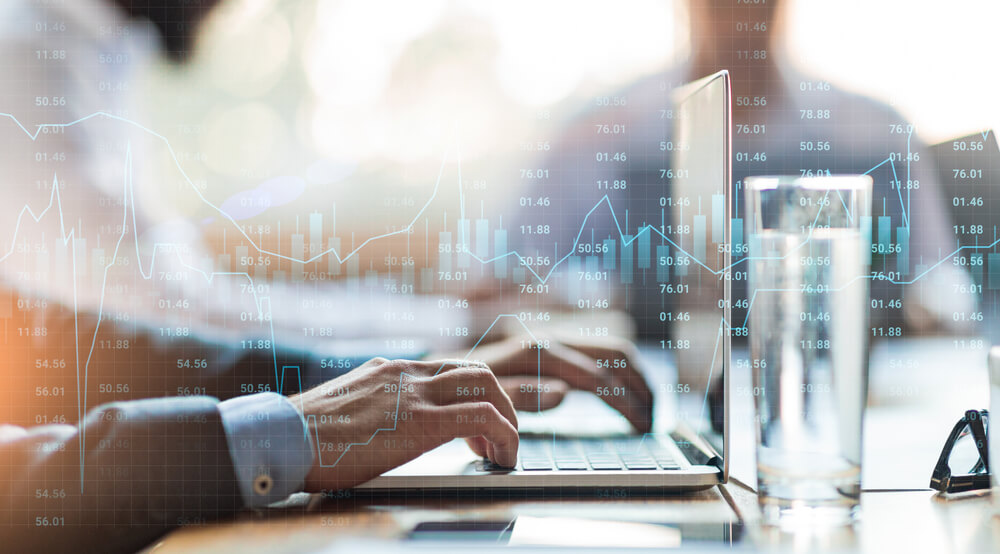 what helps traders earn in the financial markets